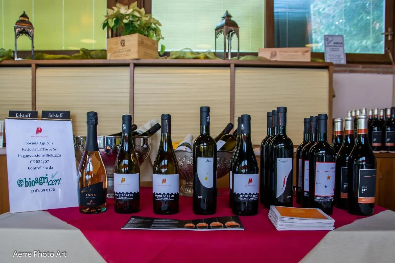 La Torre Wine Resort Montecarlo 0*,